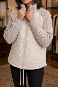 Emma | Elegante Pufferjacke mit Strickdetails und warmer Steppverarbeitung