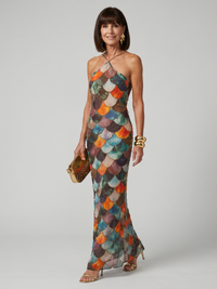 Sienna | Élégante robe maxi avec col dos nu et imprimé d’écailles multicolores