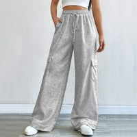 Luna | Elegant wide-leg cargo trousers with an adjustable waistband