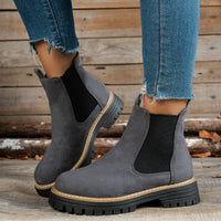 Nora | Stylish Ankle Boots with Chelsea Design and Chunky Platform Sole