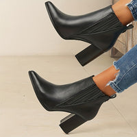 Bente | Elegant ankle boots with a pointed toe and block heel