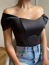 Top Corsé de Satén con Lazo de ElegantWear