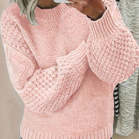Iris | Zart gestrickter Pullover mit Zopfmuster und voluminösen Ärmeln
