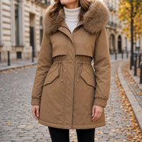 Evi | Elegant mid-length parka with soft plush lining and adjustable waist