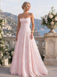 Isla | Elegantes Maxikleid mit Spaghettiträgern und Spitzendetails