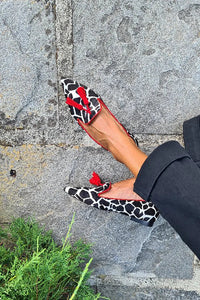 Nora | Opvallende damesloafers met dierenprint en franjes