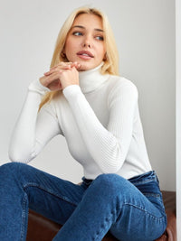 Claire | Classic cotton turtleneck with a refined fit