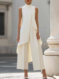 Livia | Elegantes zweiteiliges Set mit asymmetrischem Oberteil und weiter Hose
