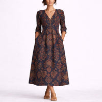 Victoria | Stijlvolle herfstbruiloft midi-jurk met bloemenprint