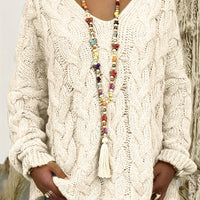 Fleur | Zeitloser Pullover mit Zopfmuster und V-Ausschnitt