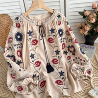 Laternenärmel-Bluse mit süßer Blumenstickerei
