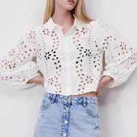 Blusa bianca estiva incantevole di Zonnewindmode con pizzo e ricami