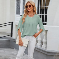 Blusa Verde con Mangas 3/4 y Cuello Redondo para Damas