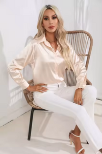 Doreen | Elegante satijnen blouse met charme