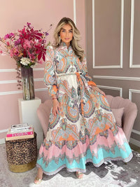Vestido Maxi Estiloso de Verano con Estampado Elegante
