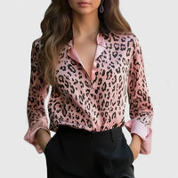 Mila | Elegant blouse with leopard print