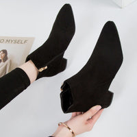 Emma | Modern and stylish ankle boots