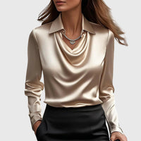 Iris | Elegant and Flowing Blouse with a Luxurious Look