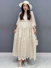 Abito estivo chic con cut-out elegante di Bella Moda