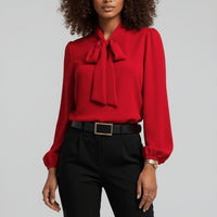 Isabelle | Elegante blouse met strikkraag en lange mouwen
