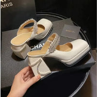 Elegant Mary Jane Sandals with Chunky Heel