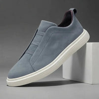 Daniel | Sneakers slip-on in camoscio di lusso con stile moderno