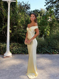 Sophie | Robe d'invitée de mariage luxueuse en satin à épaules dénudées