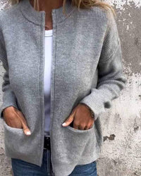 Sophie | Weiches, gestricktes Damenjäckchen mit bequemer, lockerer Passform