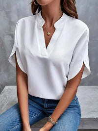 Monika | Chic, lightweight blouse for everyday wear