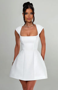 Nicole| Stilvolles elfenbeinfarbenes Minikleid