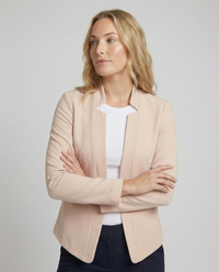 Emma | Elegante getailleerde damesblazer met moderne pasvorm