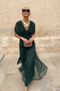 Sophia | Elegantes Maxikleid mit V-Ausschnitt und geraffter Taille