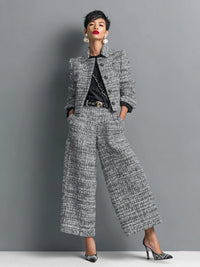 Camille | Luxe Tweedset met Cropped Blazer en Wijde Broek