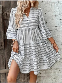 Gestreiftes Rüschenkleid von Ulkeeter Mode