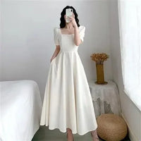 JuvenaStyle Strahlendes Sommerkleid