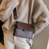 Retro Chic Shoulder Bag
