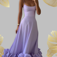 Strahle mit Lunas wunderschönem Midikleid!