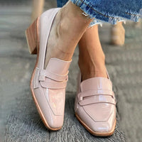Mila | Chic patent leather loafers with stable block heel
