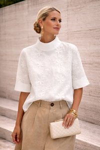 Elin | Blouse élégante pour femme avec col montant et broderies