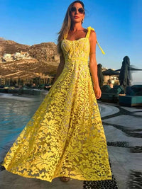 Sommerliche Eleganz Spitzenkleid von Eliza Fashion