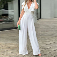 Chic Estivo: Tuta con Scollo a V e Maniche a Farfalla per Donna