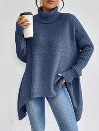Mara | Oversize-Rollkragenpullover mit gerippten Details und verlängertem Saum