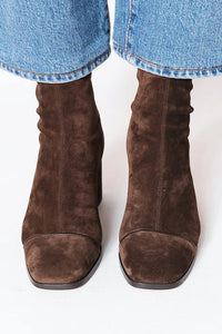 Hellen | Stylish square-toe ankle boots that elevate your everyday style