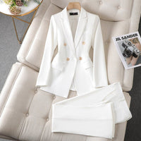 Isabella | Elegante blazer en broek set met een moderne pasvorm