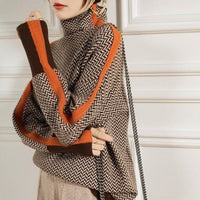 Sophie | Oversized Turtleneck Sweater with Graphic Check Pattern