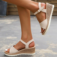 Velanora - Orthopädische Sandalen mit Schnalle