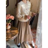 Melanie | Elegant Short Blazer with Button Details